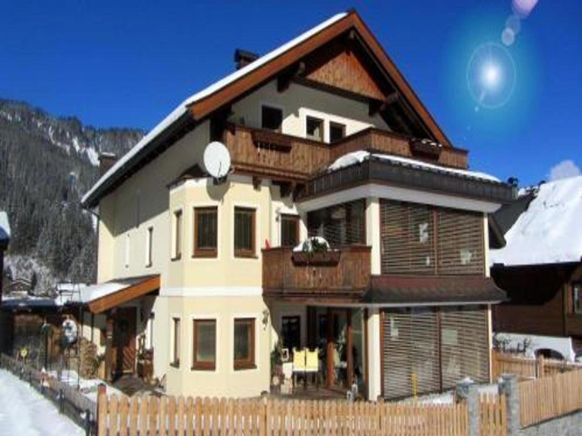 Flat In Krimml With A Balcony Apartment ภายนอก รูปภาพ